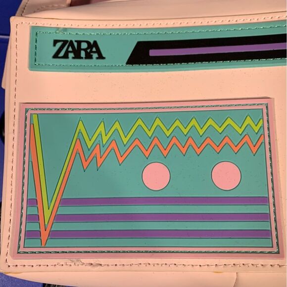 ZARA Pink Funky Retro Radio Summer Fun Purse Stereo Bag Small - Picture 6 of 10